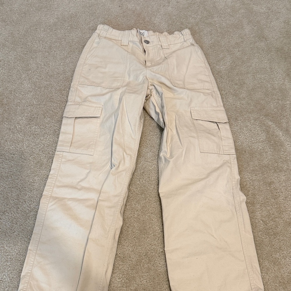 BDG Beige Cargo Pants - Casual Utility Style
